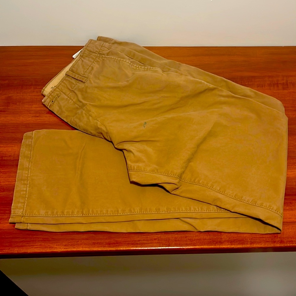 Gap Lived-In Straight Khaki Pants W:32 L:32